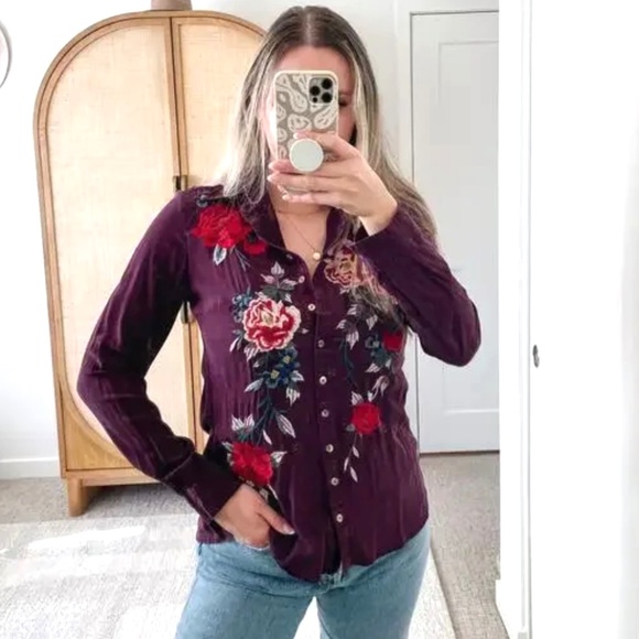 JOHNNY WAS Purple Floral Embroidered Long Sleeve Silk Top Small - Picture 5 of 12